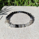 צמיד אבני חן שחורות גולמיות לרוגע הגנה ואנרגיה מרגיעה ,אבני חן לרוגע ואנרגיה