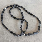 שרשרת מאלה שחורה עם טורמלין אגת והמטייט לחוזק פנימי והגנה