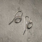 עגילי קלאסיים ליום יום לנשים