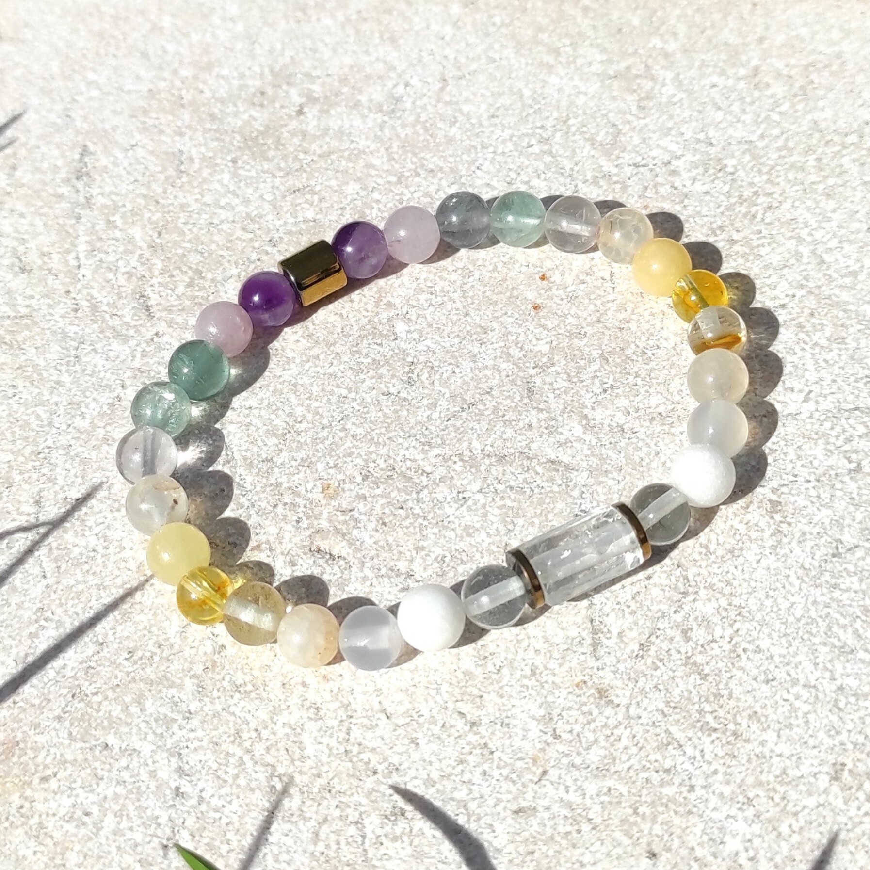 צמיד לזיכרון, צמיד אבני חן קוורץ שקופה ופלואורייט לריכוז וחידוד מחשבה