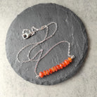 תכשיט כסף סטרלינג עם אבני קרנליאן כתומות בעבודת יד