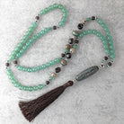 שרשרת מאלה אוונטורין וסמוקי קוורץ עם דזי טיבטי 9 עיניים למזל והגנה