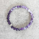 צמיד אמטיסט טבעי לשיפור שינה והרגעת מערכת העצבים