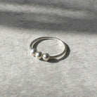 טבעת פידג'ט כסף 925 עם כדורים ניידים להפחתת חרדות ומתחים