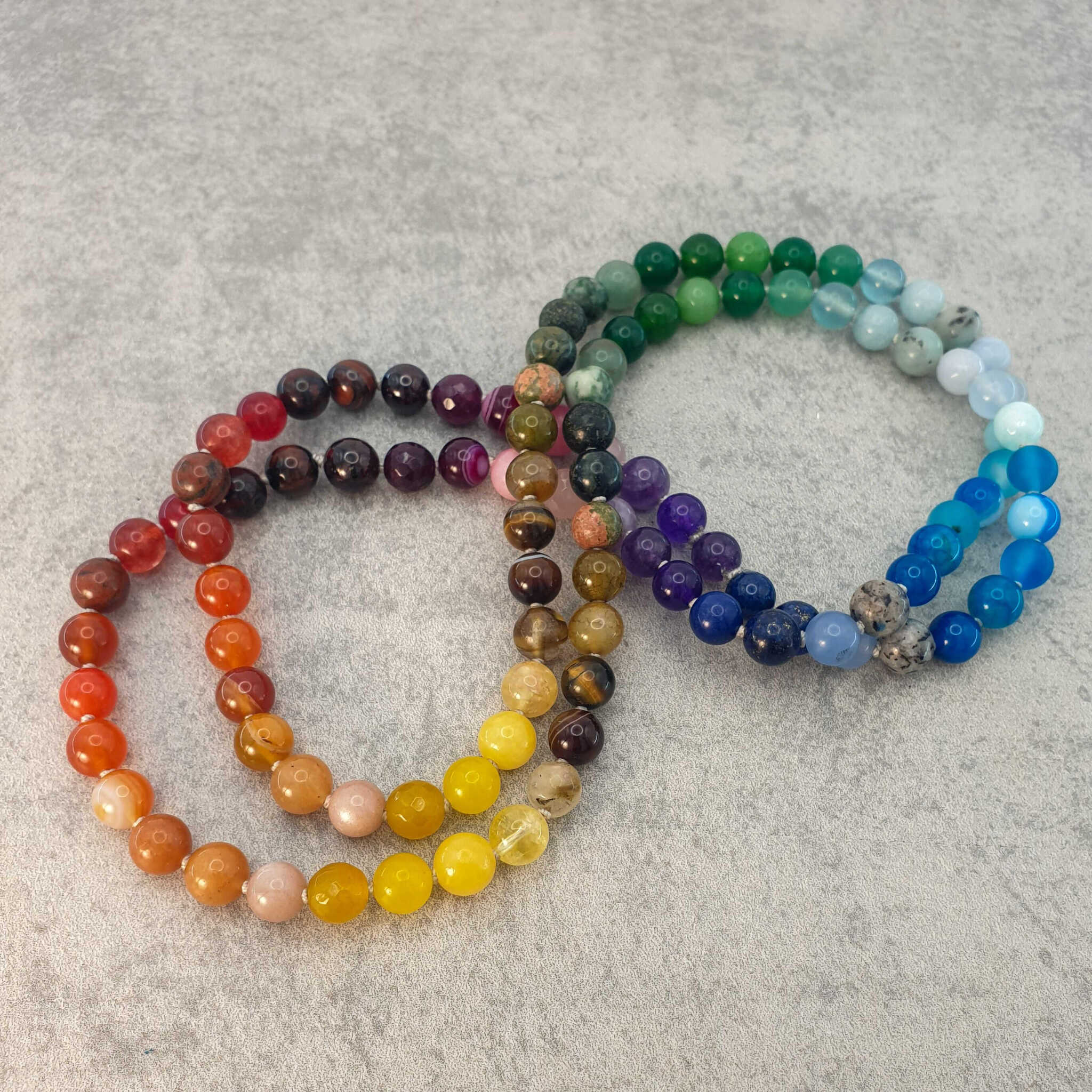 שרשרת מאלה 108 חרוזים לנשים וגברים למדיטציה, שרשרת מאלה אינפיניטי 108 חרוזים בצבעי קשת למדיטציה והגשמה עצמית