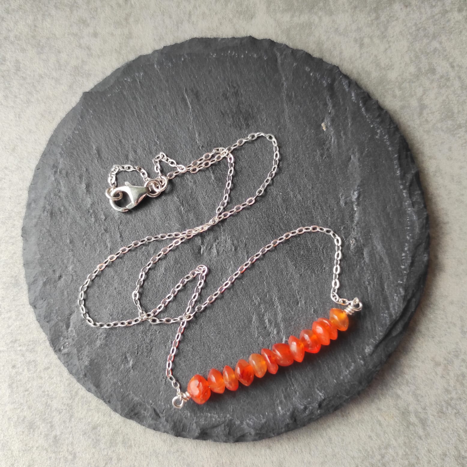 שרשרת כסף עם אבן קרנליאן