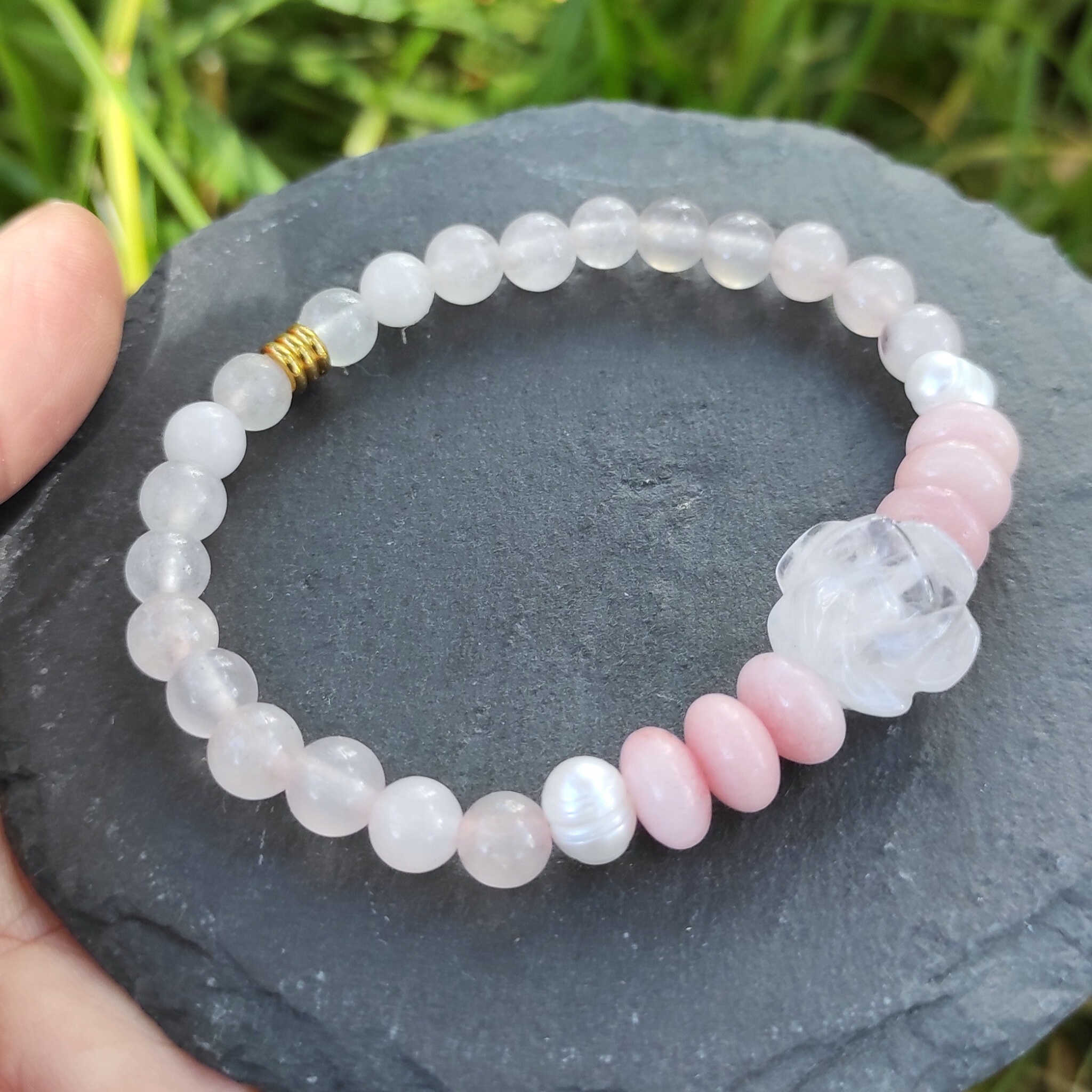 תכשיטים אנרטיים צמיד רוז קוורץ אהבה 