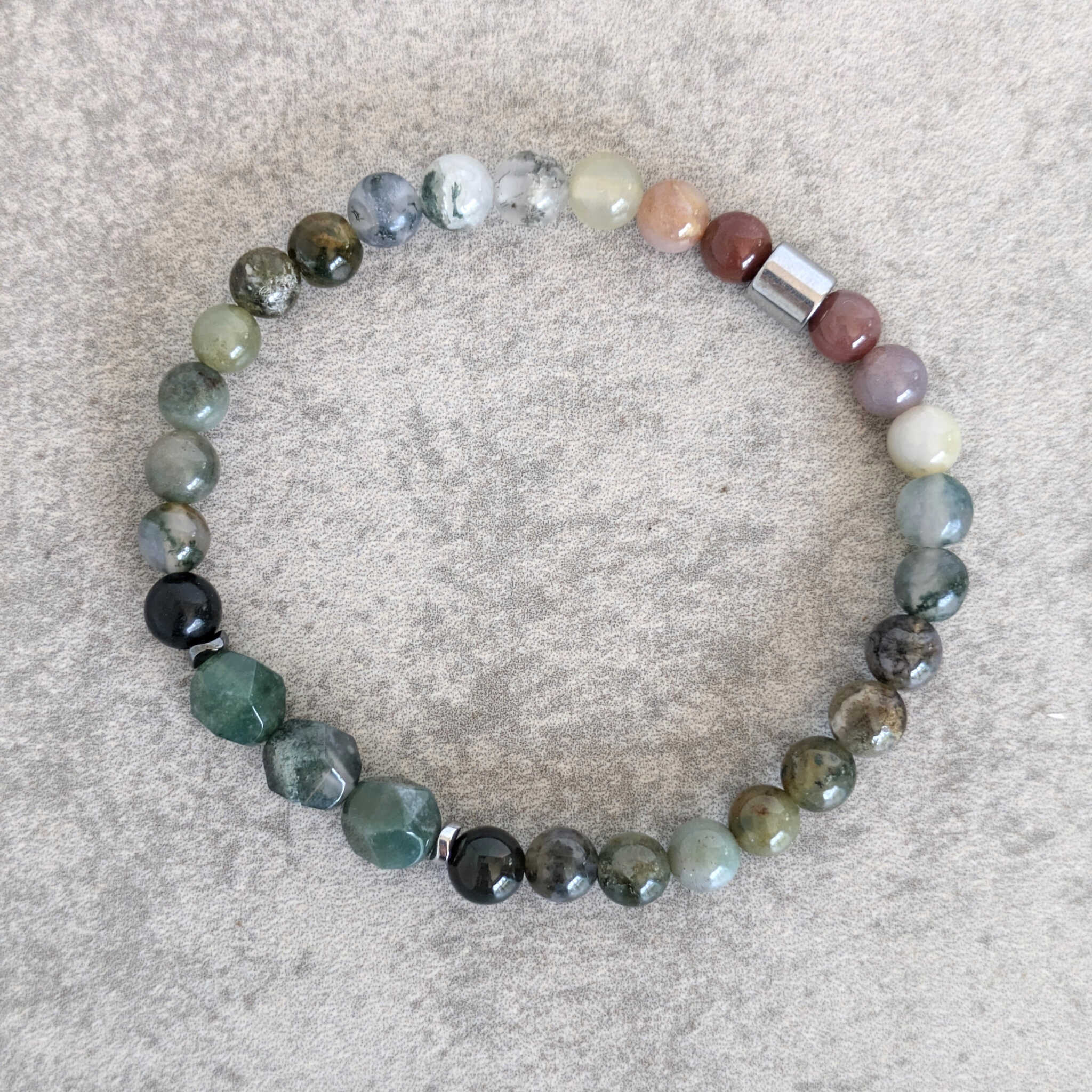 צמיד קריסטלים אגת הודי לגבר ולאישה להגנה אנרגטית, אבן לצמיחה