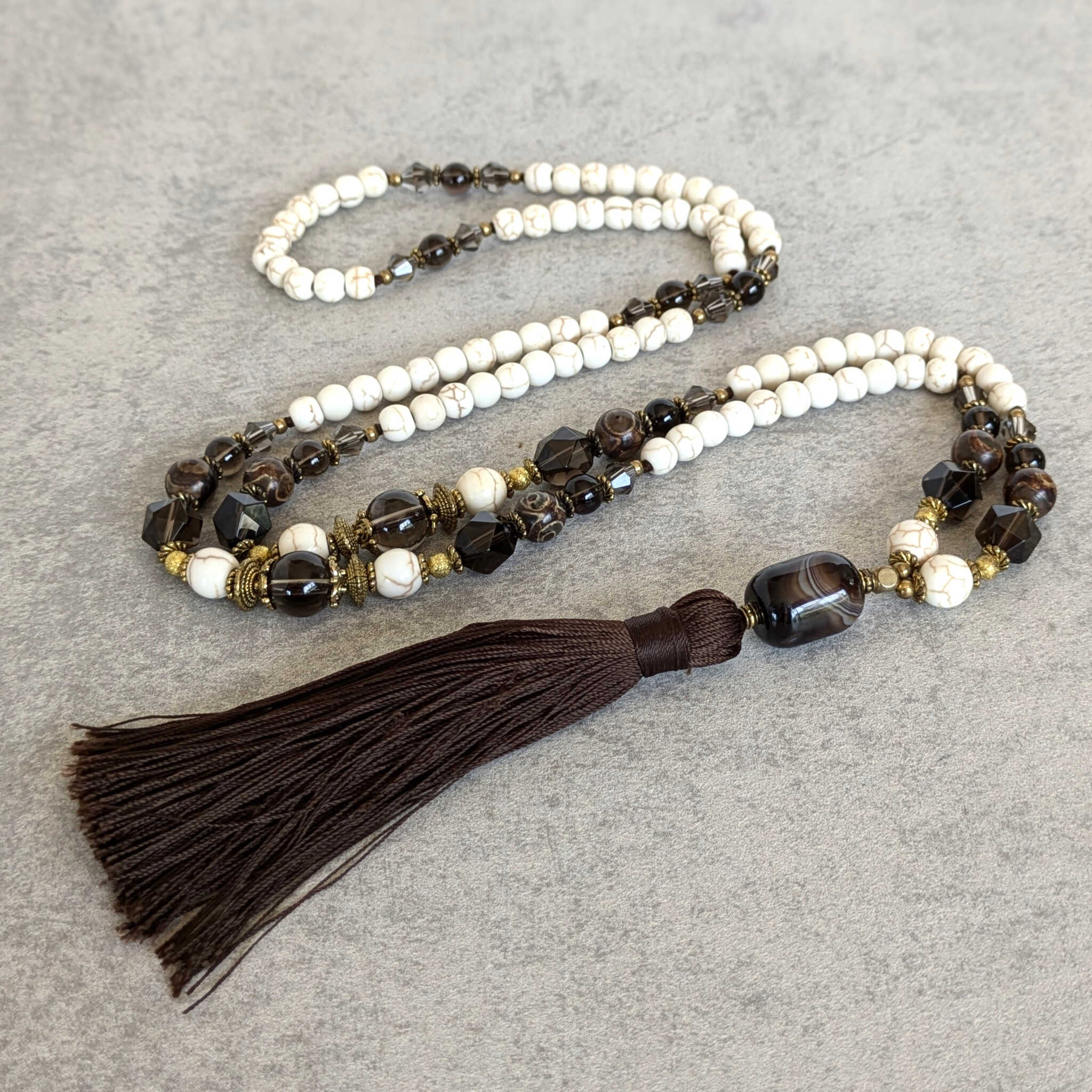 שרשרת מאלה ארוכה האולייט לבן וסמוקי קוורץ לאיזון פנימי והצלחה