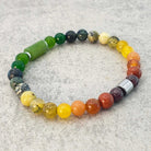 תכשיט קריסטלים צבעוני המשלב רוגע, שמחה ואומץ לב